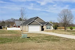 422 Mitchell Farm Rd, Goldsboro, NC 27530 - Photo 3