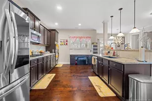 2914 Cragburn Pl, Fayetteville, NC 28306 - Photo 9