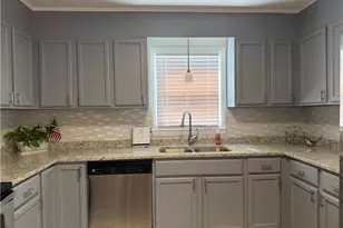 1904 Westhill Dr, Fayetteville, NC 28304 - Photo 7