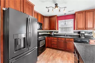 1775 Potomac Rd, Fayetteville, NC 28304 - Photo 9