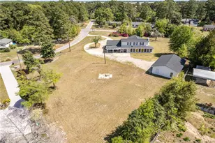 3402 7 Mountain Dr, Fayetteville, NC 28306 - Photo 5