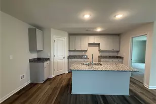 124 Baxley Dr, Dunn, NC 28334 - Photo 3
