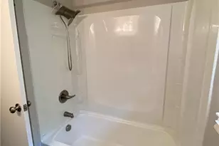 5319 Williamsburgh Dr, Fayetteville, NC 28304 - Photo 13