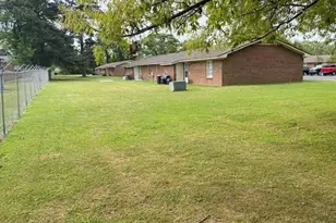 1133 Berkshire Rd, Fayetteville, NC 28304 - Photo 11