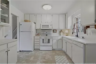 2929 Skycrest Drive, Fayetteville, NC 28304 - Photo 13