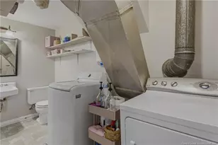 2929 Skycrest Dr, Fayetteville, NC 28304 - Photo 39