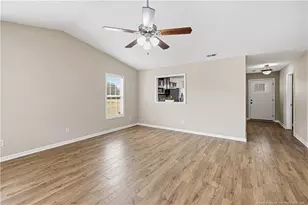 4461 Home Stakes Dr, Hope Mills, NC 28371 - Photo 11