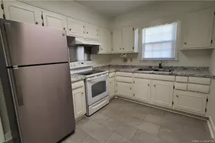 304 W 16th St, Lumberton, NC 28358 - Photo 3