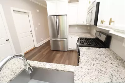 2824 Plumfield Place, Raleigh, NC 27607 - Photo 9