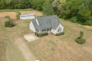 6758 Parkton Rd, Parkton, NC 28371 - Photo 7