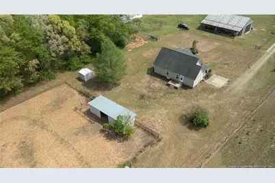 6758 Parkton Road, Parkton, NC 28371 - Photo 5