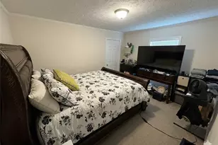 33 Chadbourn Dr, Lumberton, NC 28360 - Photo 9