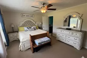 33 Chadbourn Dr, Lumberton, NC 28360 - Photo 7