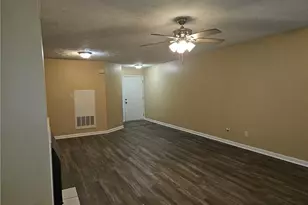 3375 Galleria Dr, Fayetteville, NC 28303 - Photo 5