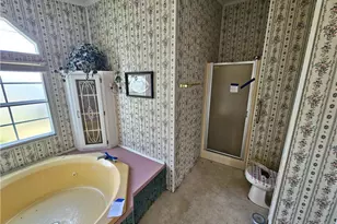 608 Old Whiteville Rd, Lumberton, NC 28358 - Photo 13