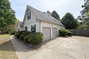 97 Skycroft Dr, Sanford, NC 27332 - Photo 3