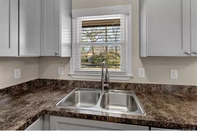 716 Dowfield Drive, Fayetteville, NC 28311 - Photo 9