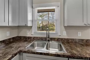 716 Dowfield Dr, Fayetteville, NC 28311 - Photo 9