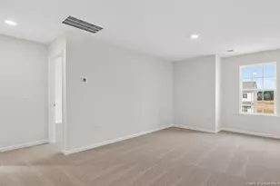 706 Lazy Elm Ln, Aberdeen, NC 28315 - Photo 17