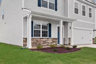 706 Lazy Elm Ln, Aberdeen, NC 28315 - Photo 3
