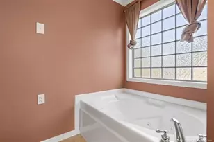 3558 Sturbridge Dr, Hope Mills, NC 28348 - Photo 19