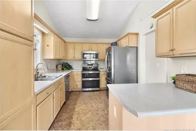 122 Jefferson Drive, Raeford, NC 28376 - Photo 15