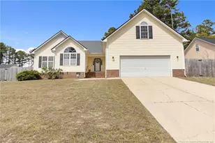 122 Jefferson Dr, Raeford, NC 28376 - Photo 5