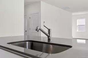 411 Hartfield Ave, Raeford, NC 28376 - Photo 7