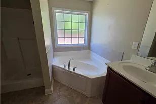 3507 Dundle Rd, Fayetteville, NC 28306 - Photo 13