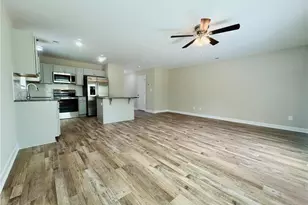 8109 King Rd, Fayetteville, NC 28306 - Photo 5