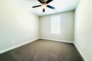 8109 King Rd, Fayetteville, NC 28306 - Photo 13