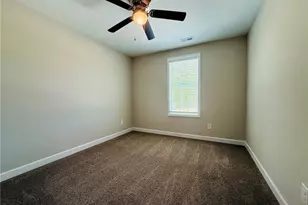 8115 King Rd, Fayetteville, NC 28306 - Photo 13