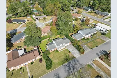 306 W 33rd Street W, Lumberton, NC 28358 - Photo 3