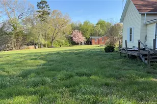 275 Hiddenite Church Rd, Hiddenite, NC 28636 - Photo 11