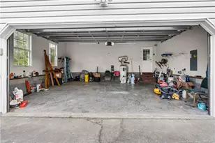 102 Barrington Ct, Maple Hill, NC 28454 - Photo 31