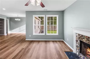 102 Barrington Ct, Maple Hill, NC 28454 - Photo 9