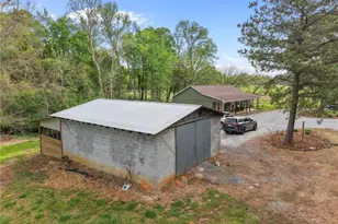 186 Lewis Brown Rd, Bennett, NC 27208 - Photo 37