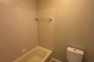 321 Abbottswood Dr, Fayetteville, NC 28314 - Photo 7