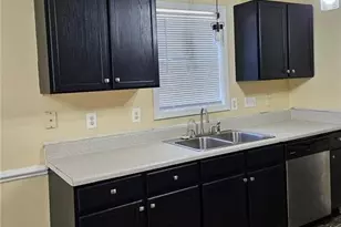 3214 Burton Dr, Fayetteville, NC 28306 - Photo 5