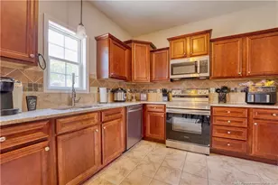 2237 Sir Michael Dr, Hope Mills, NC 28348 - Photo 5