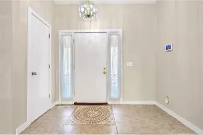 5939 Waters Edge Drive, Fayetteville, NC 28314 - Photo 7