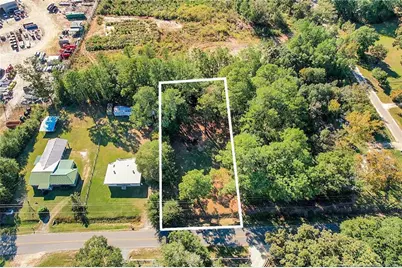 378 Brooklyn Circle, Hope Mills, NC 28348 - Photo 1