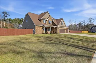 206 Leland Ln, Raeford, NC 28376 - Photo 3