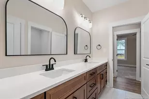 3729 Riverhill Dr, Fayetteville, NC 28306 - Photo 33