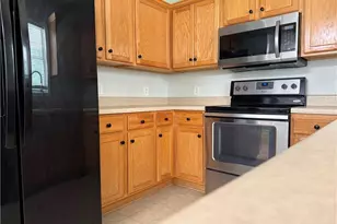 2025 Fairview Ln, Sanford, NC 27330 - Photo 11