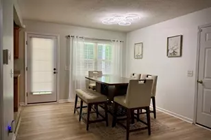 2025 Fairview Ln, Sanford, NC 27330 - Photo 9