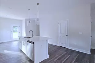 1338 Worstead Dr, Fayetteville, NC 28314 - Photo 5