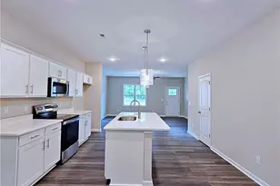 1610 Gardenia Ave, Fayetteville, NC 28311 - Photo 15