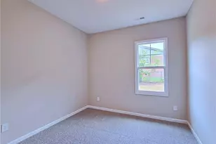 1610 Gardenia Ave, Fayetteville, NC 28311 - Photo 33