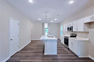 1610 Gardenia Ave, Fayetteville, NC 28311 - Photo 7